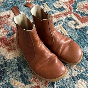 MukiShoes- Brown Barefoot Boots 
Size 41